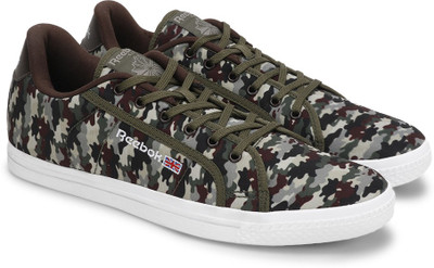 

REEBOK COURT Canvas Shoes For Men(Brown, Green), Green/earth/black/gry/wht
