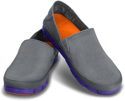 

Crocs Loafers For Women(Grey), 15318-09s