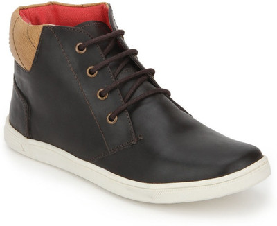 

Knotty Derby Terry Chukka Boots For Men(Brown, Tan