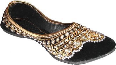 

Om Overseas Mojaris For Women(Gold