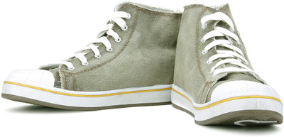 

Sparx SM-82 Sneakers For Men(Olive), Camel