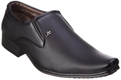 

Shoe Island Modish Black Formal Shoes Slip On For Men(Black