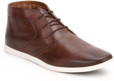 

Knotty Derby Knicker Side Panel Chukka Boots For Men(Brown