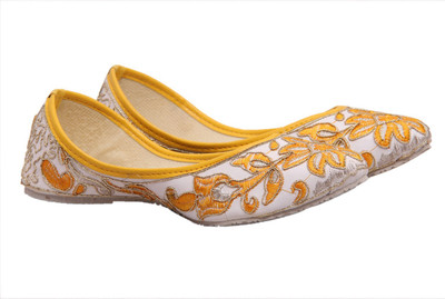 

Stylebeach Bellies For Women(Yellow