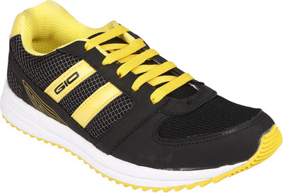 

Goldstar G10 Gold Mens Sports Running Shoes For Men(Multicolor, Black