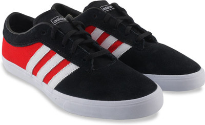

ADIDAS ORIGINALS SELLWOOD Sneakers For Men(Black, Red, White, Cblack/ftwwht/scarle