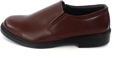 Besto Slip On Shoes