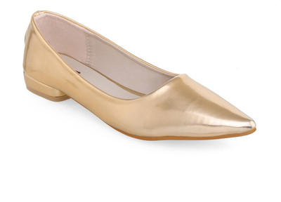 

Shuz Touch Slip On Shoes For Women(Gold, Golden