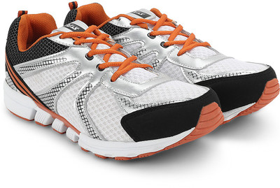 

Stag Dominator Training & Gym Shoes For Men(Multicolor, Orange
