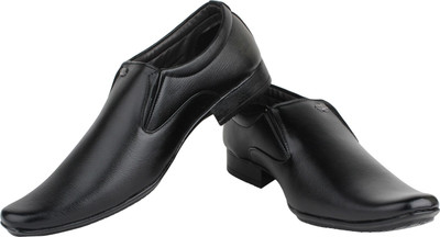 

Kzaara Slip On For Men(Black