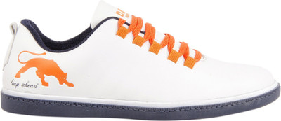

DOC Martin Casuals For Men(White