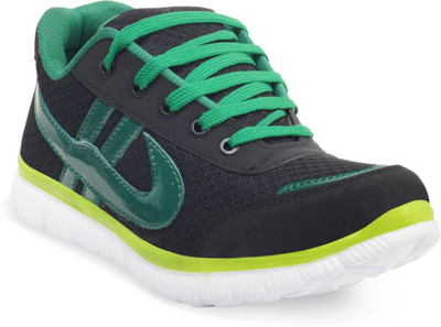 ADYBird Running Shoes For Men(Black), Black;green