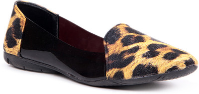 

Sindhi Footwear Women Loafers For Women(Yellow, Black)
