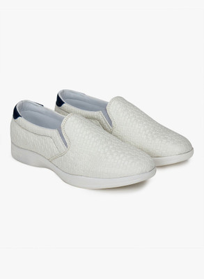 

Knotty Derby Susan Casuals For Women(White, Blue
