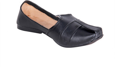 

Panahi Soft, Comfortable & Durable Punjabi Jutti with leather lining Ethnic Footwear Mojaris For Men(Black