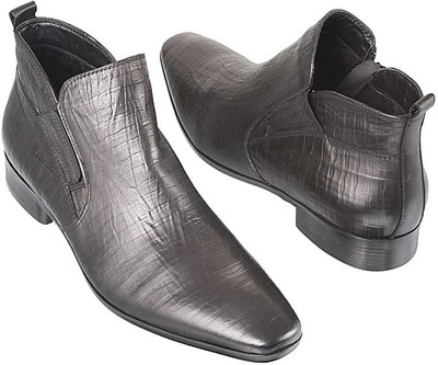 

Metro Da Vinchi Slip On Shoes For Men(Black, 11;black