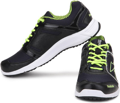 

REEBOK RUN STREAM Men Running Shoes For Men(Multicolor), �navy/black/yellow/st