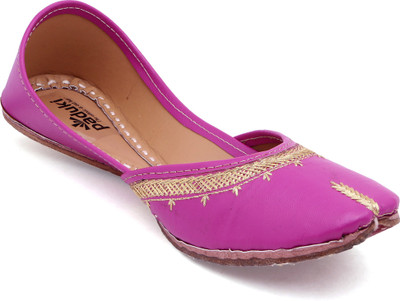 

Paduki Ethnic Footwear For Women(Pink, Gold, Pink;02