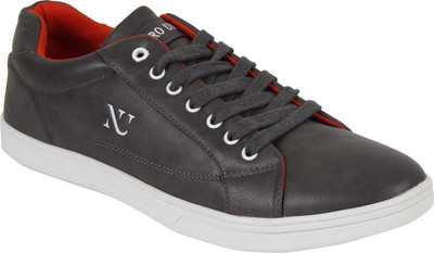 

Numero Uno Casual Shoes For Men(Grey)