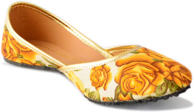 

Myra Abstract Mojaris For Women(Yellow, Yellow floral
