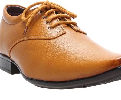 Zappy Lace Up