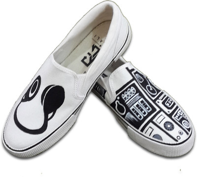

F-Gali Music Box Casual Shoes For Men(White), Multicolor