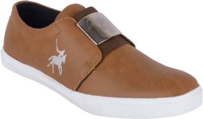 Aadi Sneakers