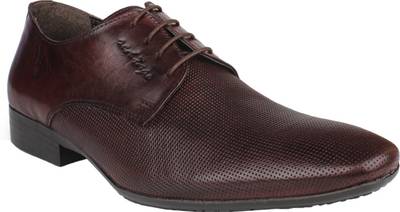 Red Tape Slip On