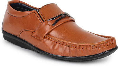 

Do Bhai Boys, Brown