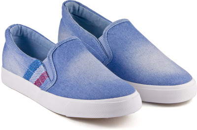 

DeVEE Denim Flat Skyblue Slipon Sneakers For Women(Blue, Sky blue