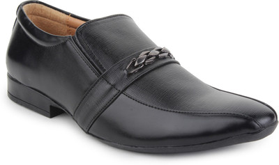 

Vilax Slip On Shoes For Men(Black)