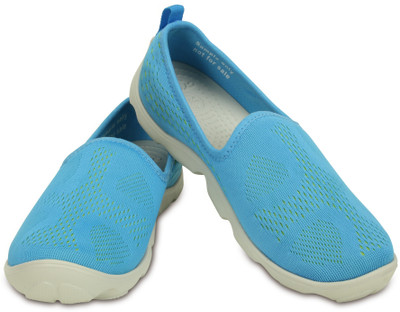 

Crocs Casuals For Women(Blue), 200846-4ff