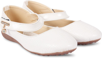 

Anand Archies Bellies For Women(White