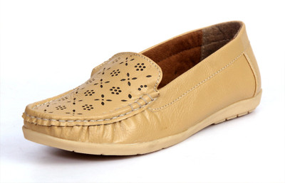 

Bxxy Faux Leather Casual Moccasins Loafers For Women(Beige