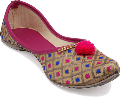 

Paduki Ethnic Footwear Mojaris For Women(Multicolor