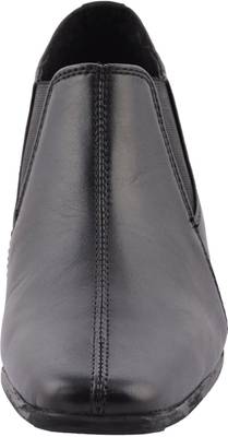Ruro's Slip On Shoes