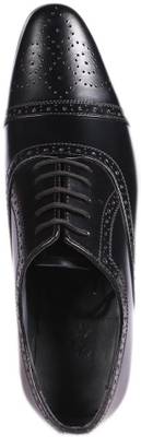 Balujas Lace Up