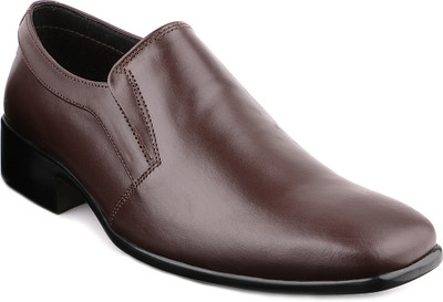 

Escaro Leather Slip On For Men(Brown