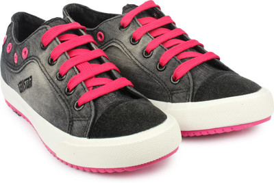 

Shoetopia Canvas Shoes For Women(Pink