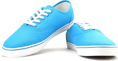 

United Colors of Benetton Men Sneakers For Men(Blue, 903