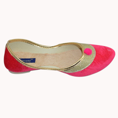 Tamanna Velvet jutis For Women(Pink