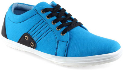

Clerk Canvas Shoes For Men(Black, Blue)