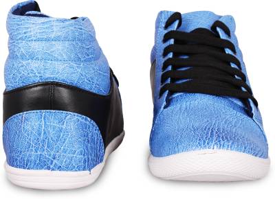 Scatchite Sneakers