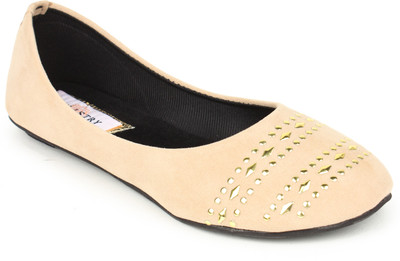 

Stylistry Maxis NY712BEBELL2506_Beige Bellies For Women(Beige