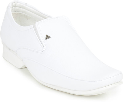 

Footrest Casuals Shoes For Men(White