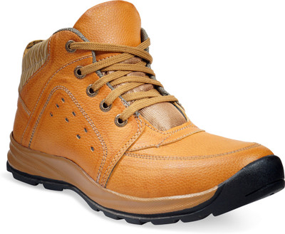 

ADYBird Trending Boots For Men(Tan