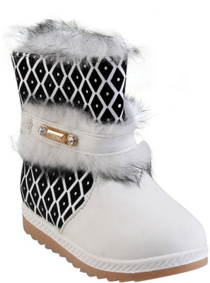 

Glinchy Girls, White