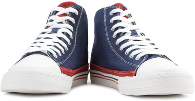 

United Colors of Benetton Men Sneakers For Men(Blue, 903