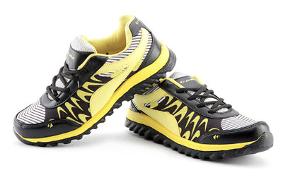 

Elligator Running Shoes For Men(Black, Yellow