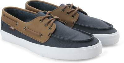 

Vans CHAUFFEUR SF Men Boat Shoes For Men(Blue, (c&l) navy/chambray